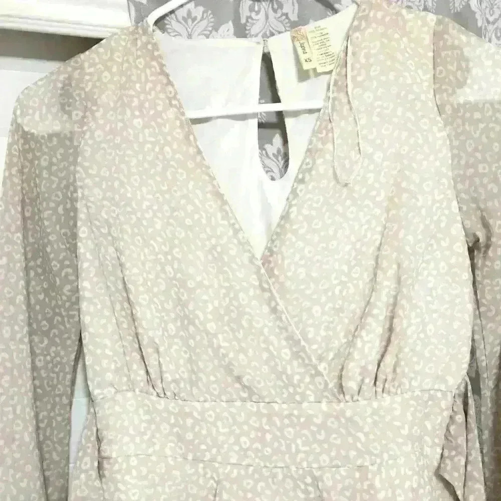Leopard print Dress - Picture 2 of 6